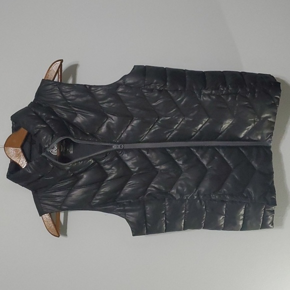 So jacket women's size medium black vest so perfect puffer zippered - Picture 1 of 12
